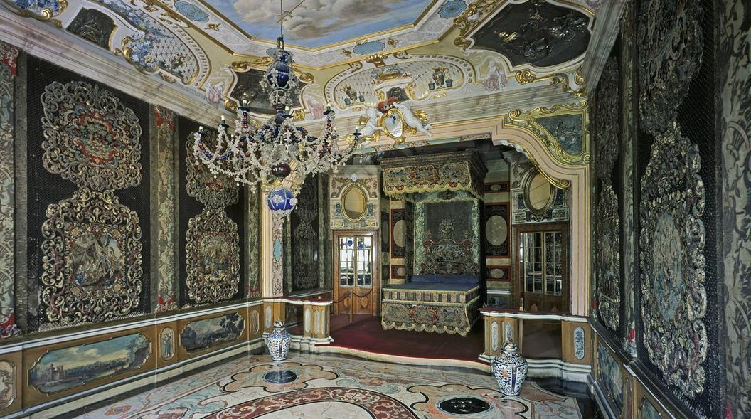 Ansicht des Schlafzimmers Ludwig Georgs in Schloss Favorite Rastatt