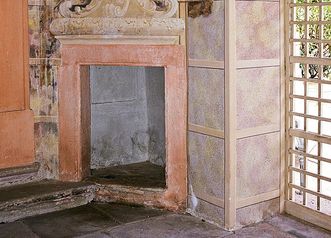 Stove alcove in the orangery, Rastatt Favorite Palace