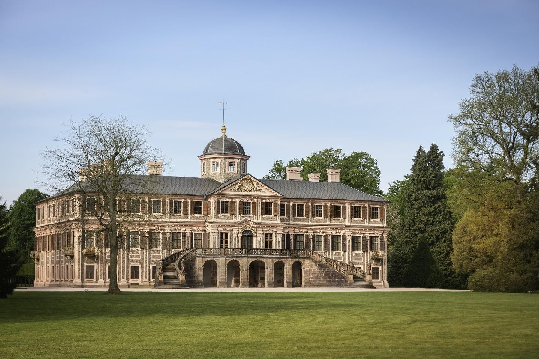 Schloss Favorite Rastatt, Das Schloss im Herbst