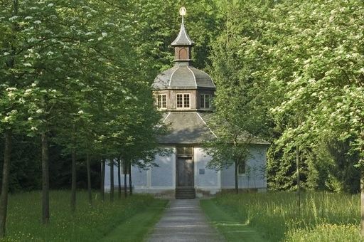 L’Ermitage dans le jardin du château de la Favorite aujourd’hui 