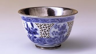 “Koppchen” drinking bowl, porcelain, China, 17th century, Favorite Palace, Adi Bachinger
